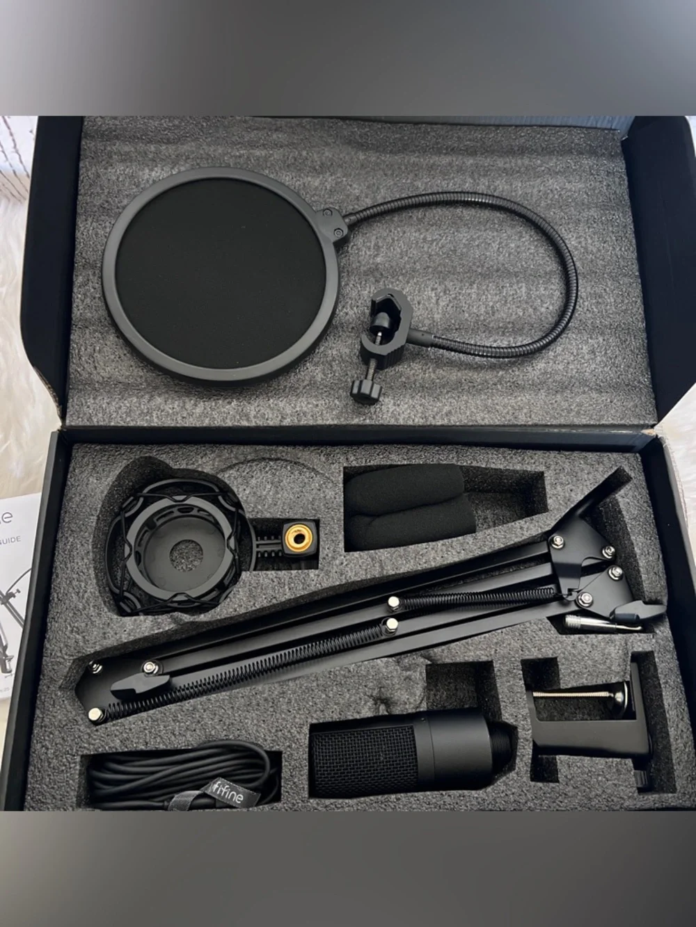 ✅ FIFINE T669 USB Studio Condenser Microphone Kit with Adjust